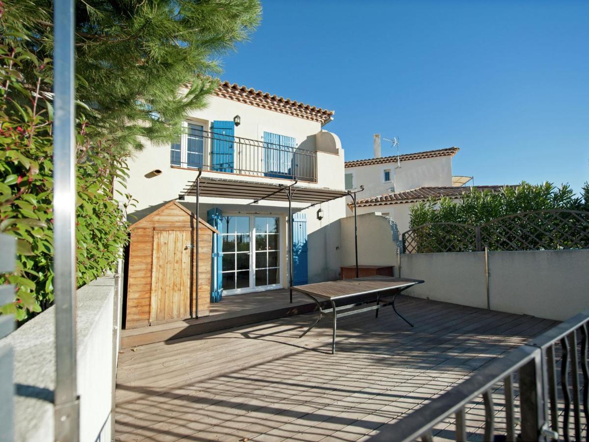 Modern Villa Near The Sea With Balcony Aigues-Mortes Extérieur photo